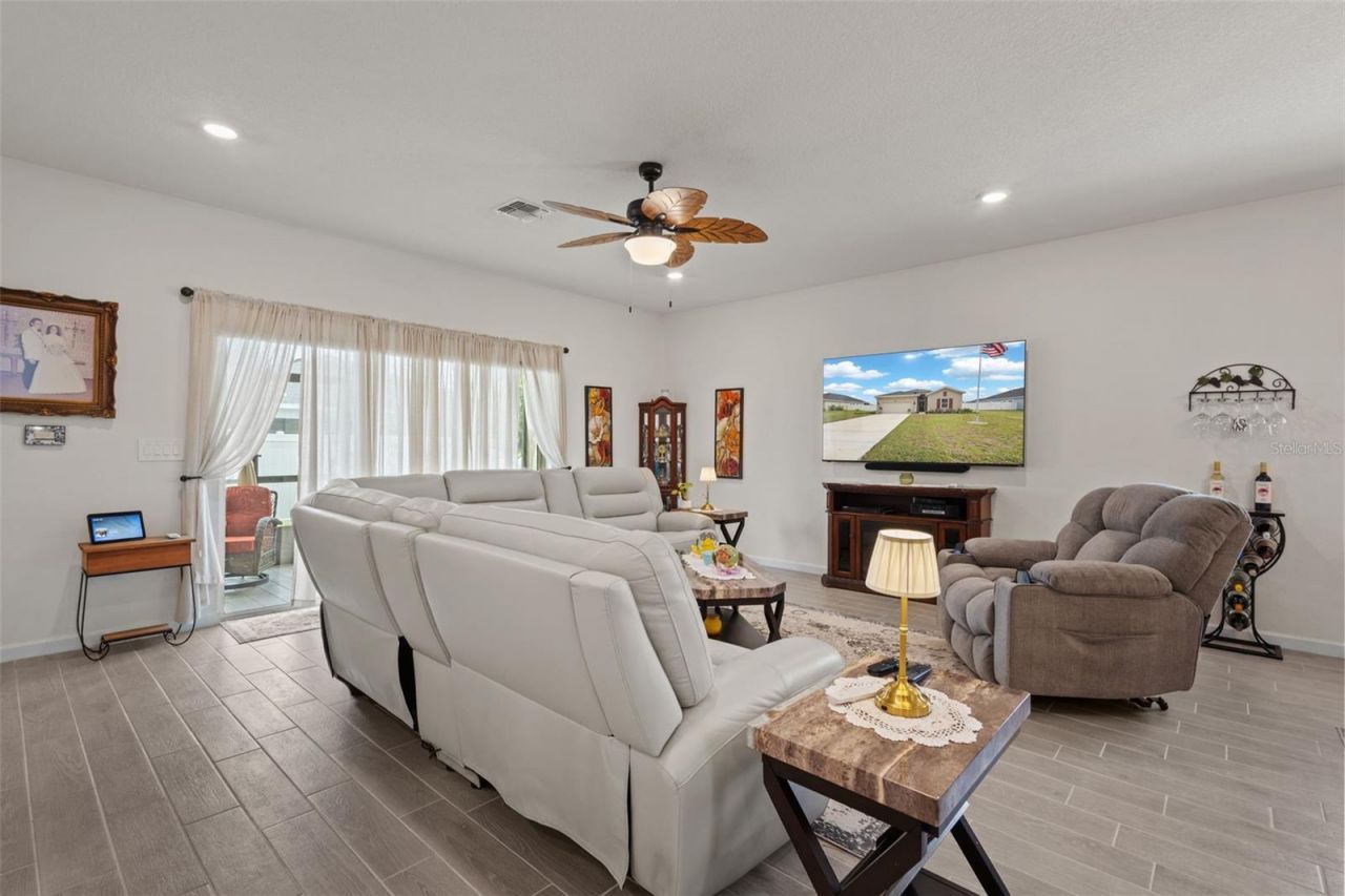 560 NW 4th Avenue , Williston, FL 32696 Photo