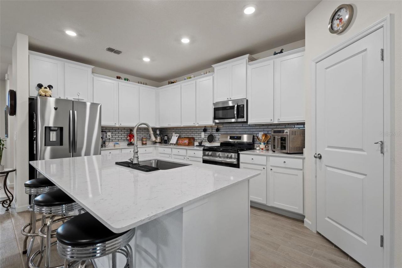 560 NW 4th Avenue , Williston, FL 32696 Photo
