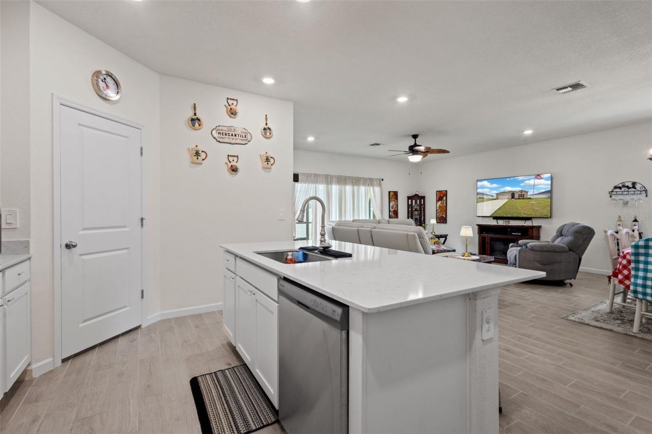 560 NW 4th Avenue , Williston, FL 32696 Photo