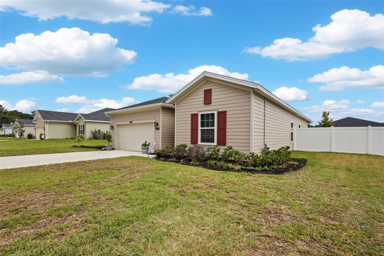 560 NW 4th Avenue , Williston, FL 32696 Photo