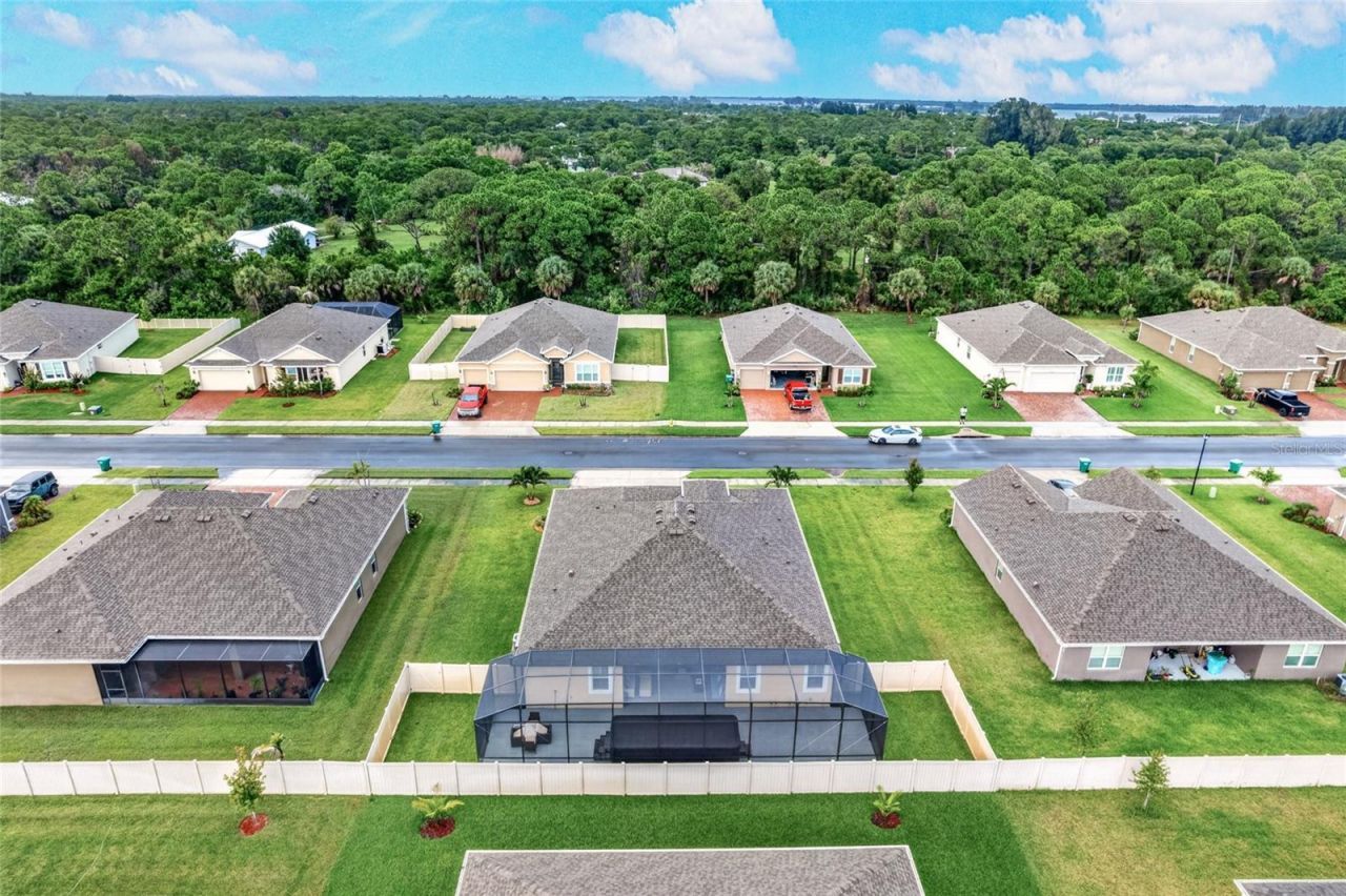 6691 Cameo Drive , Grant, FL 32949 Photo
