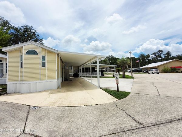 1074 FRONT Street, Unit 84, Welaka, FL 32193