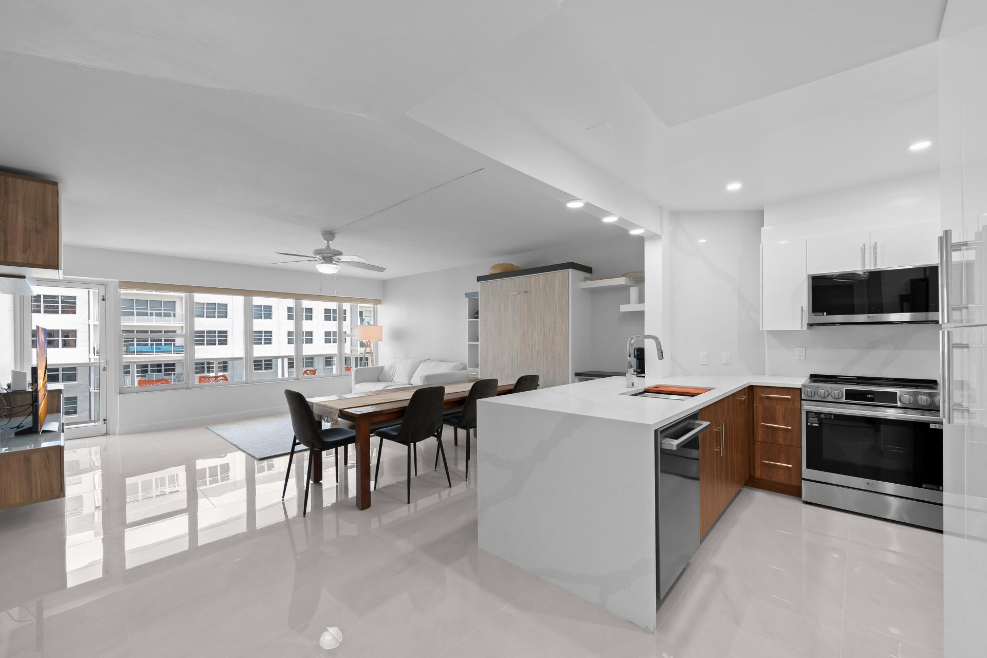 3700 Galt Ocean Drive, Unit 1604, Fort Lauderdale, FL 33308 Photo