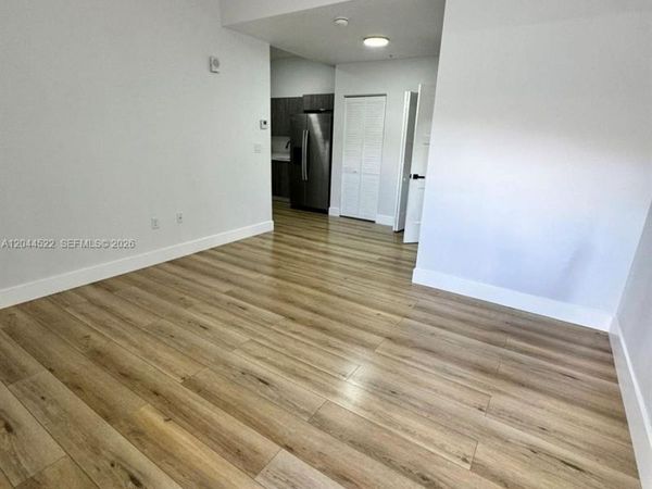 1021 NW 1st St , Unit 204, Miami, FL 33128