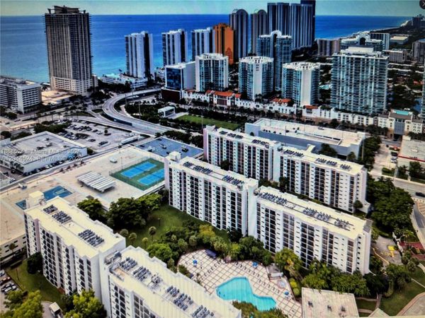 16919 N Bay Rd , Unit 507, Sunny Isles Beach, FL 33160