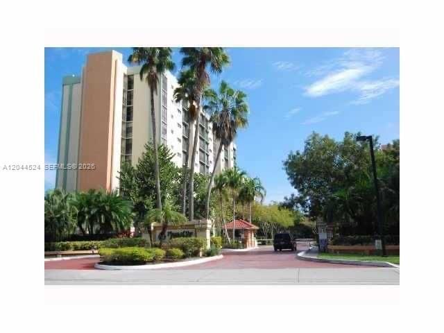 16919 N Bay Rd, Unit 507, Sunny Isles Beach, FL 33160 Photo