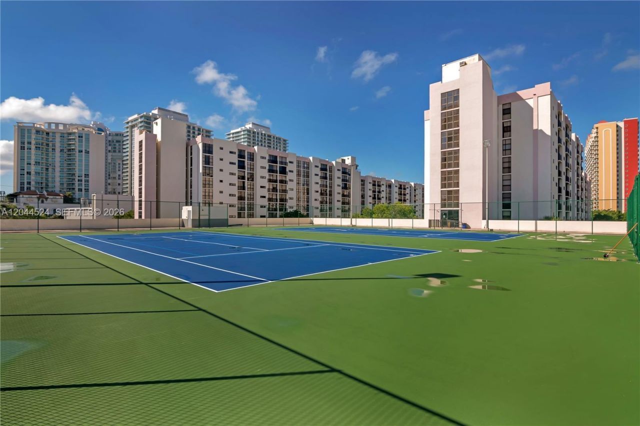 16919 N Bay Rd, Unit 507, Sunny Isles Beach, FL 33160 Photo