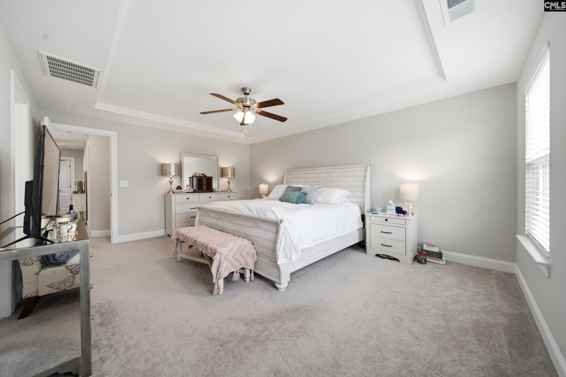 219 Hadleigh Drive  Photo 22