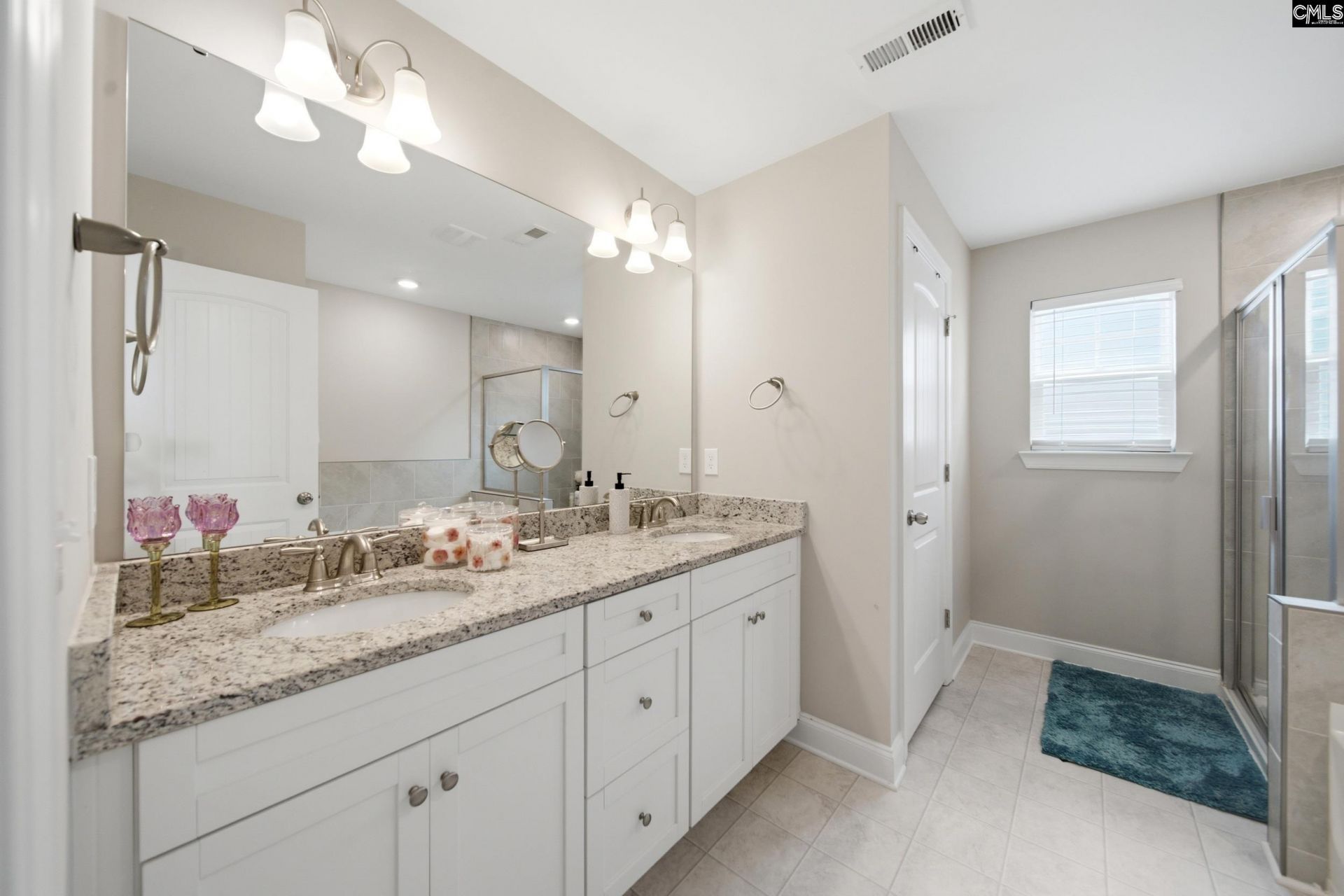 219 Hadleigh Drive  Photo 24