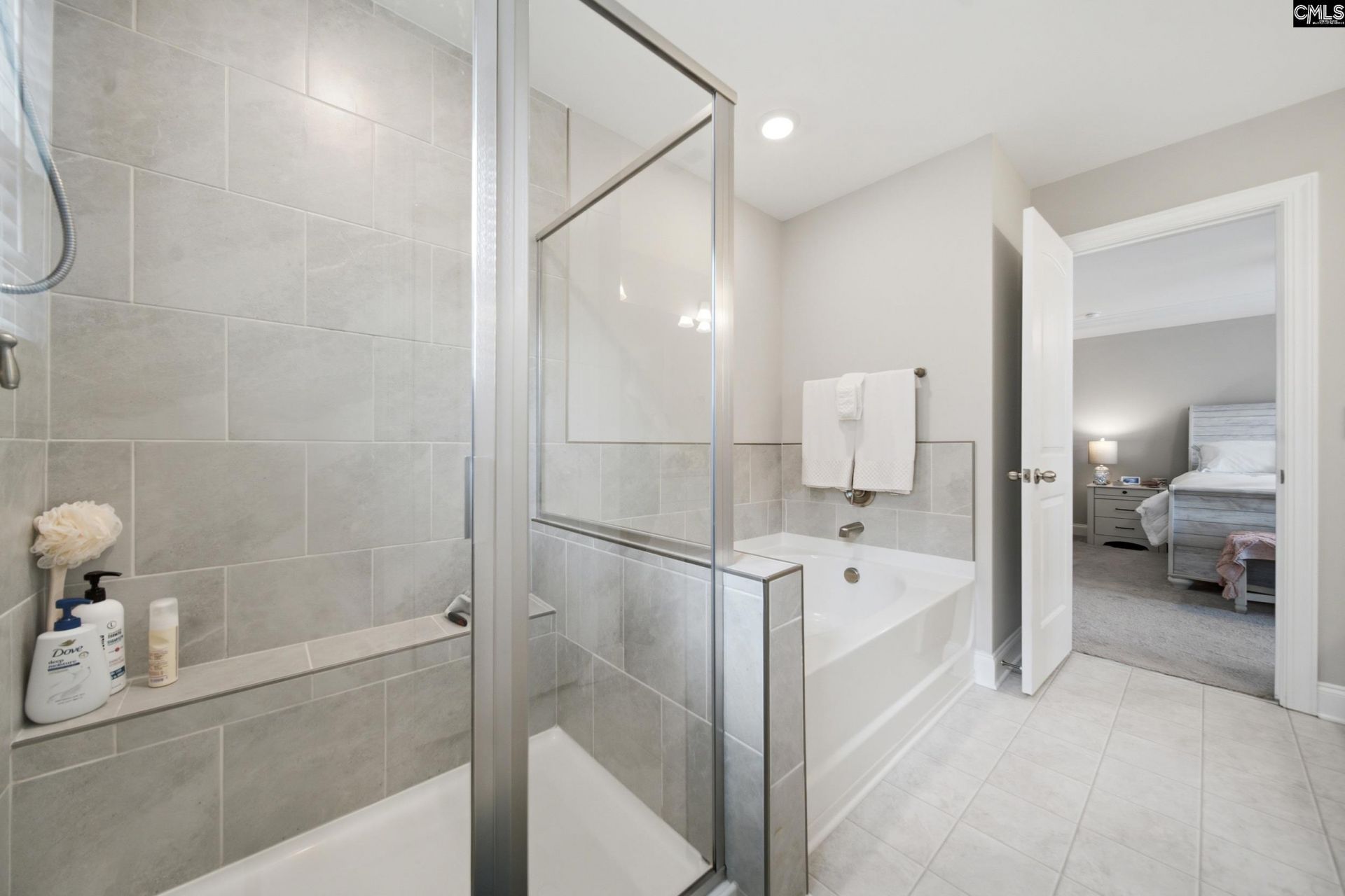 219 Hadleigh Drive  Photo 25