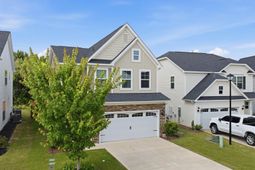 219 Hadleigh Drive  photo 4