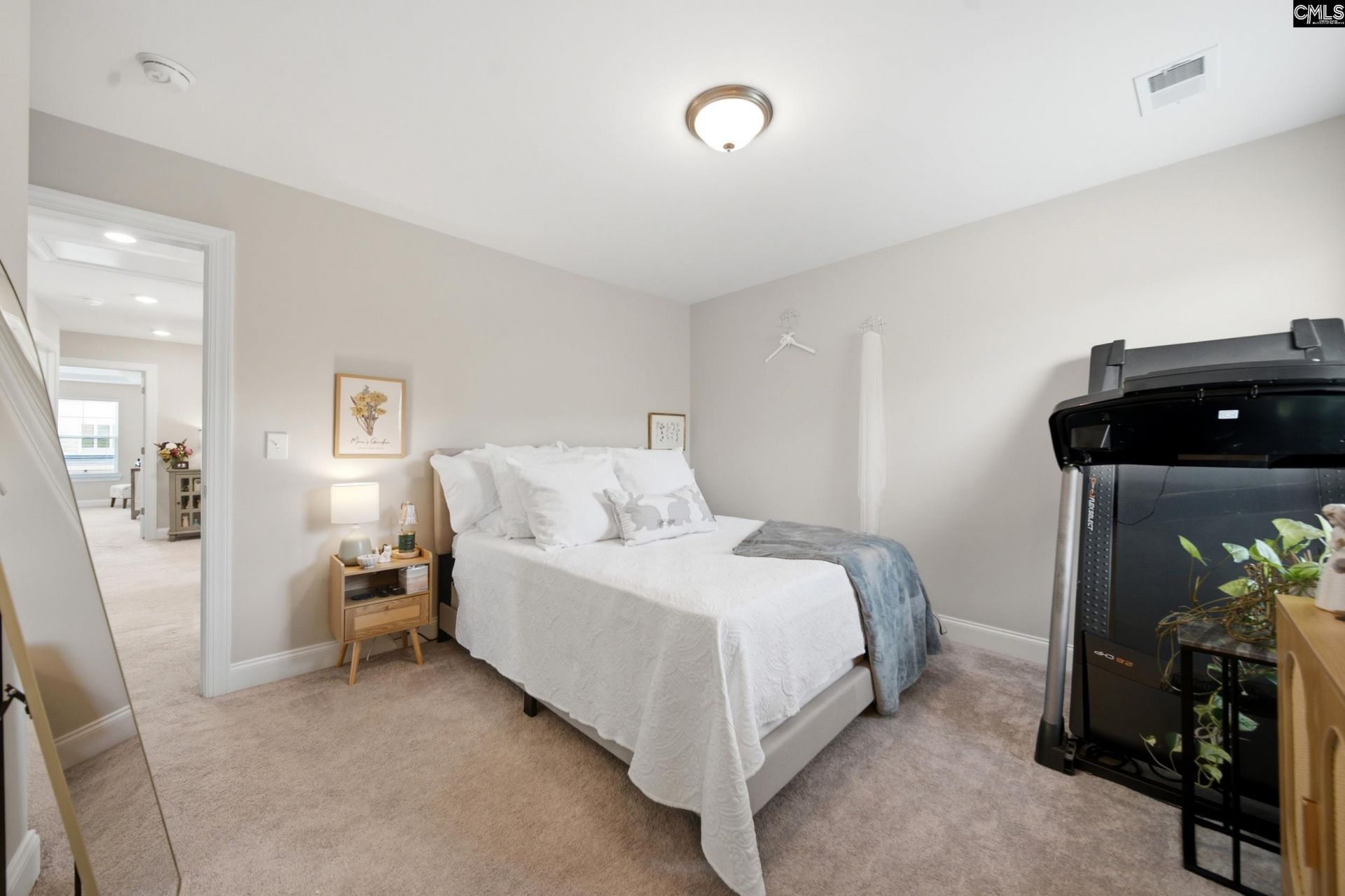 219 Hadleigh Drive  Photo 31