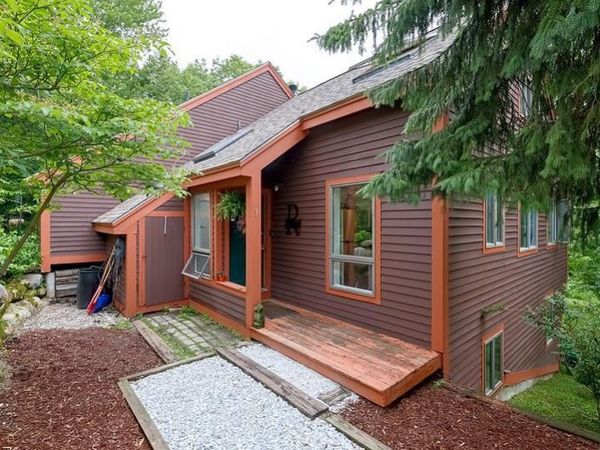 32 Mountainside Lane, Unit B, Francestown, NH 03043
