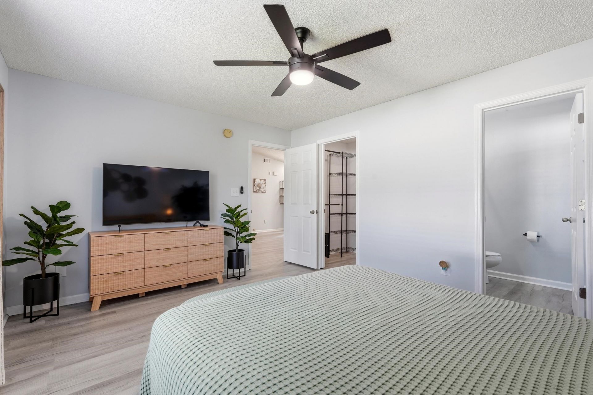 703 Birch Ln. Photo 14