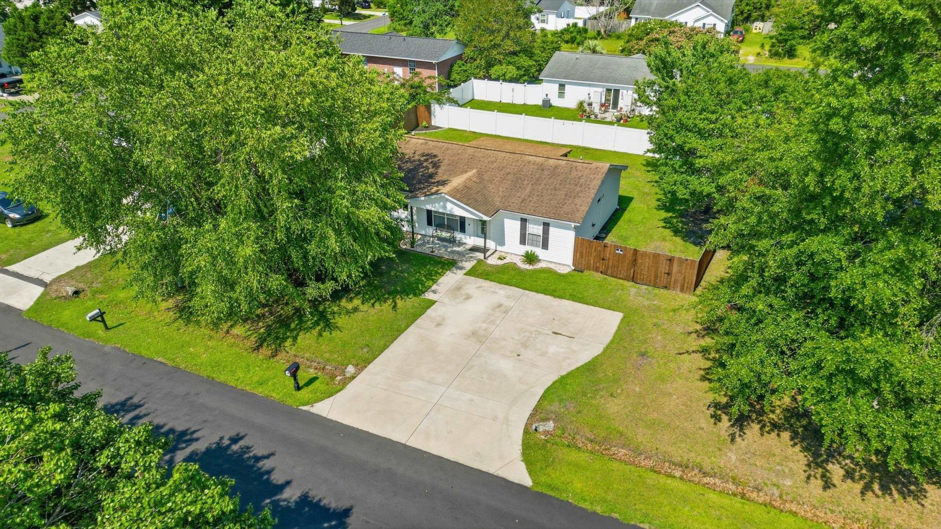 703 Birch Ln. Photo 34