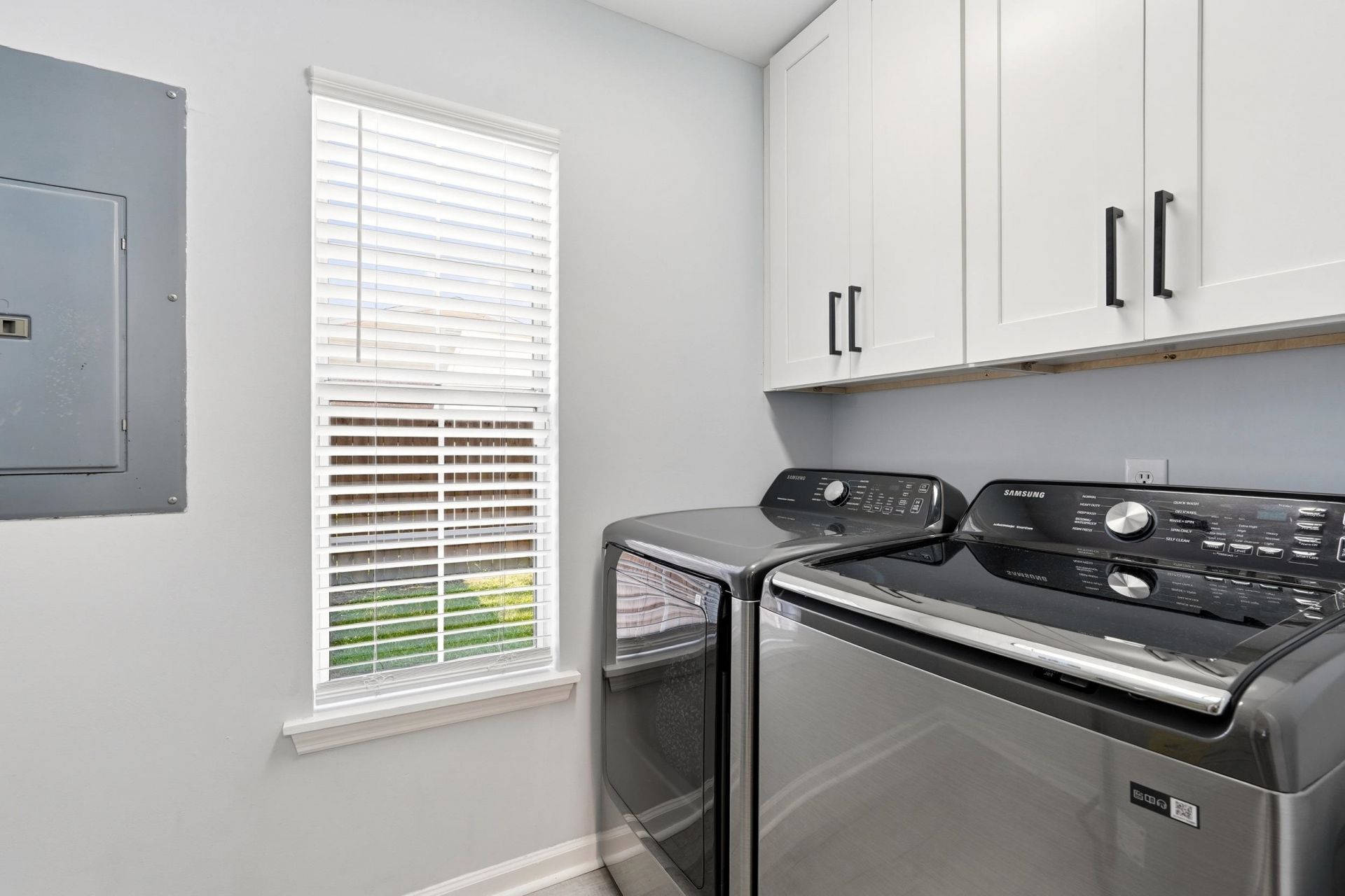 703 Birch Ln. Photo 7