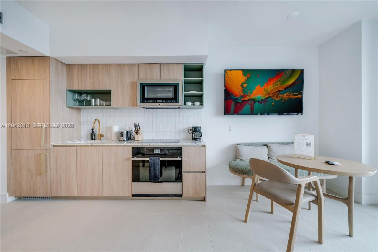 159 NE 6th St , Unit 4212, Miami, FL 33132 Photo