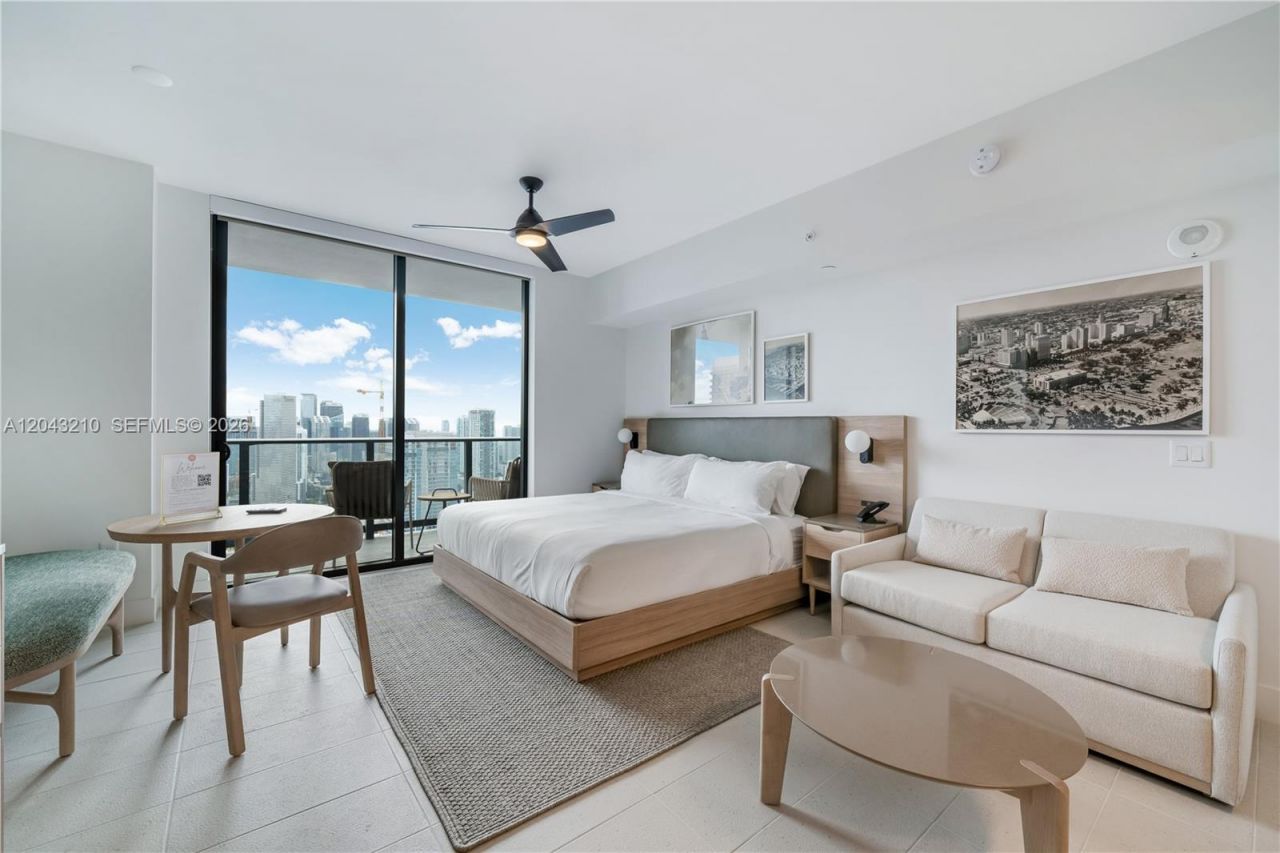 159 NE 6th St , Unit 4212, Miami, FL 33132 Photo