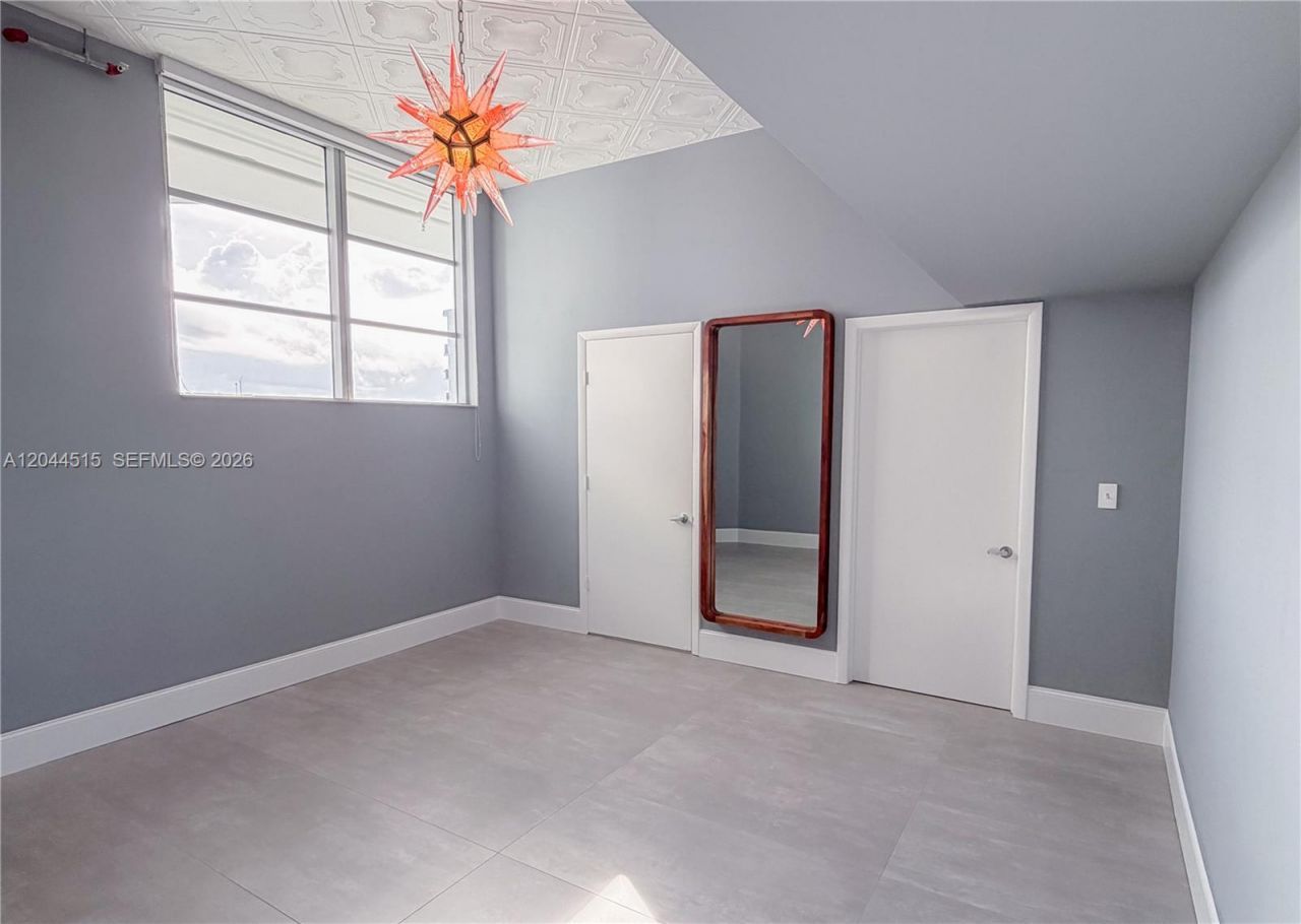 7934 West Dr , Unit 1105, North Bay Village, FL 33141 Photo