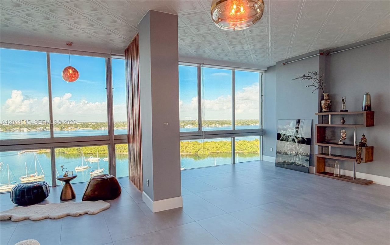 7934 West Dr , Unit 1105, North Bay Village, FL 33141 Photo