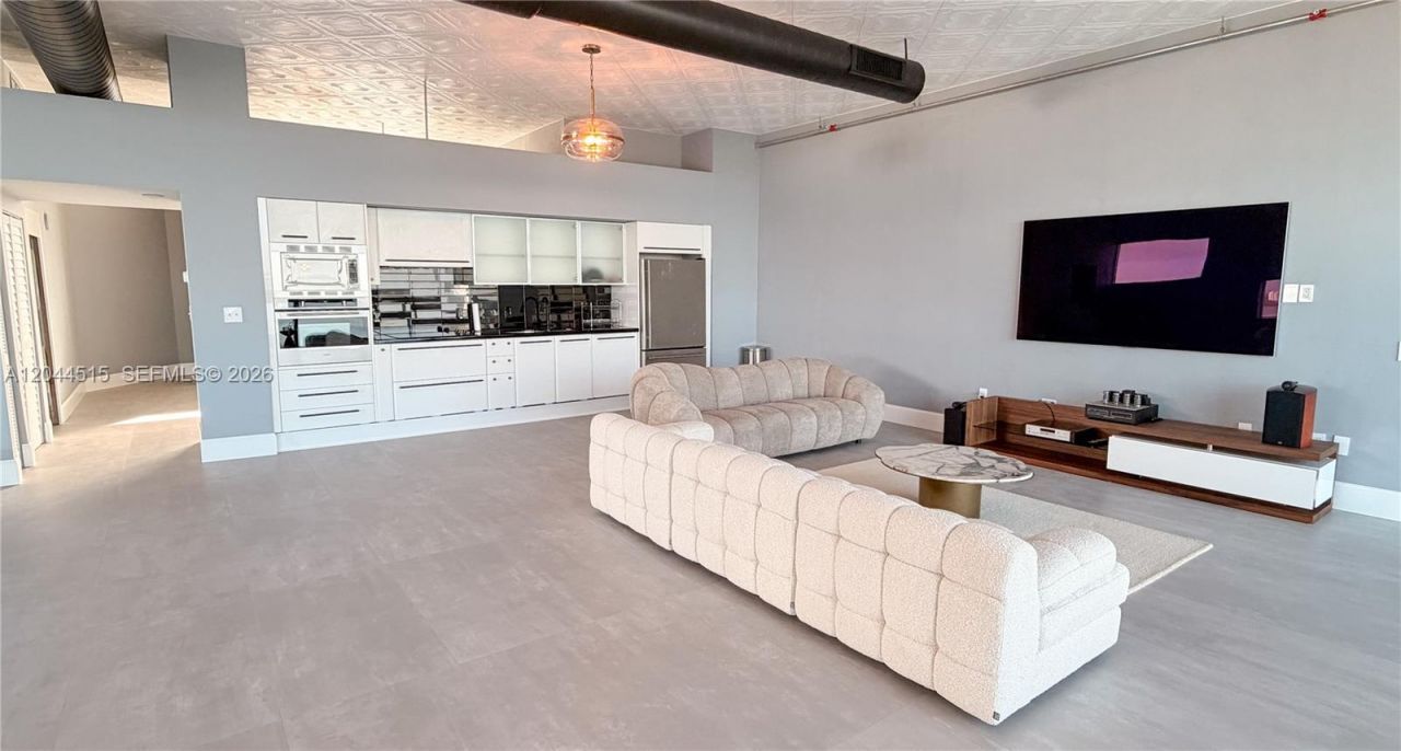 7934 West Dr , Unit 1105, North Bay Village, FL 33141 Photo