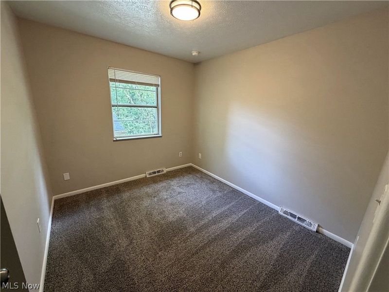 3831 Eigen Street, Unit 2, Austintown, OH 44515 Photo 12