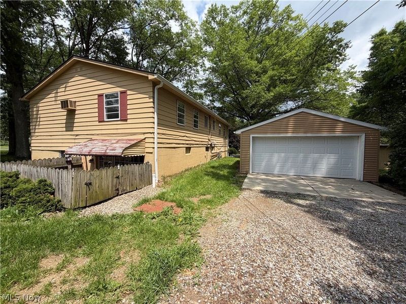 3831 Eigen Street, Unit 2, Austintown, OH 44515 Photo 14