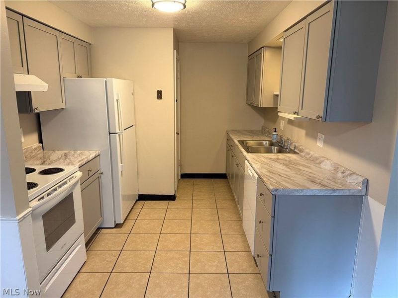 3831 Eigen Street, Unit 2, Austintown, OH 44515 Photo 4