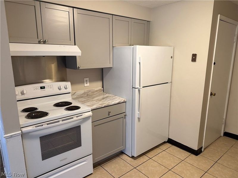 3831 Eigen Street, Unit 2, Austintown, OH 44515 Photo 5