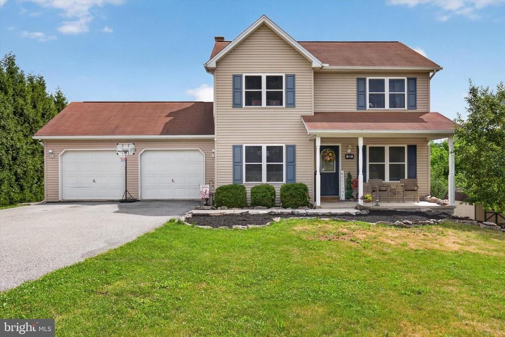 325 SHOOP LANE, HALIFAX, PA 17032