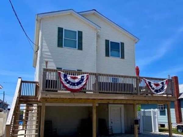 720 W MAPLE AVENUE, WILDWOOD, NJ 08260
