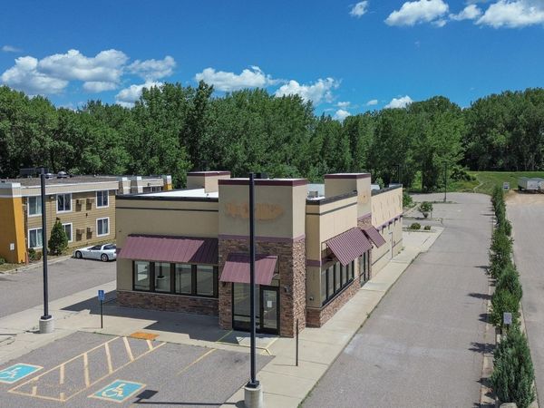 101 W Lind Court , Mankato, MN 56001