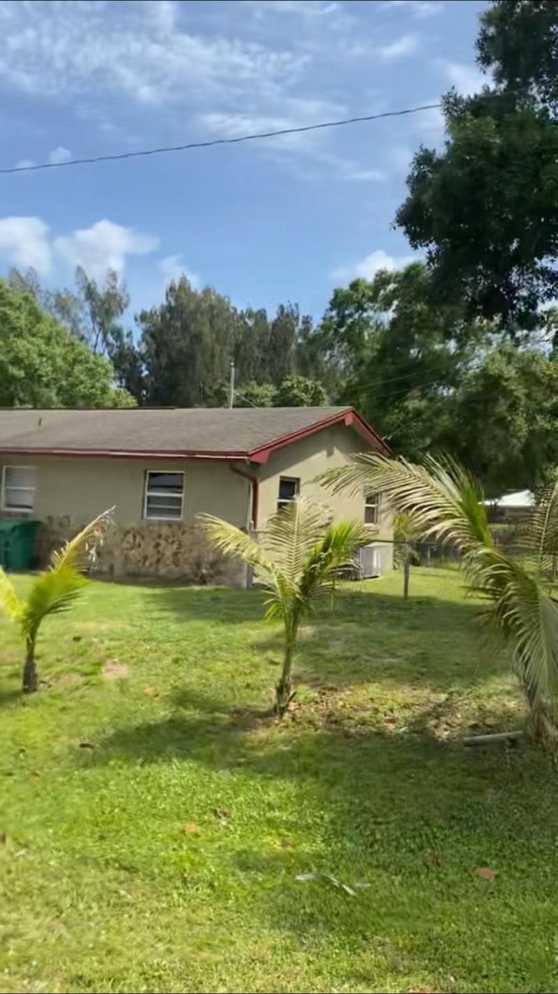 5298 Deleon Avenue, Fort Pierce, FL 34951 Photo