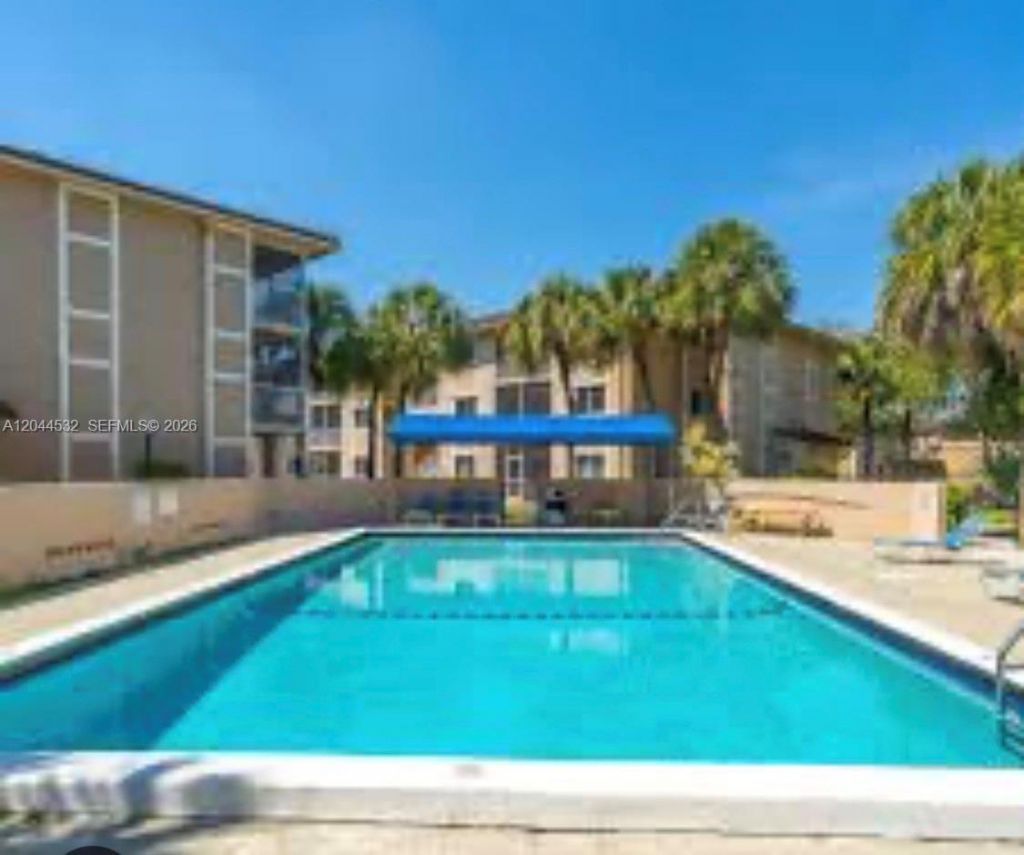 10001 W Atlantic Blvd, Unit 216, Coral Springs, FL 33071 Photo
