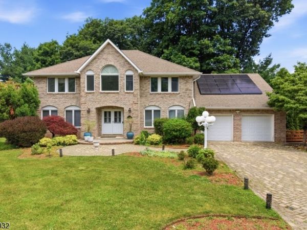 37 Continental Rd, Parsippany-Troy Hills, NJ 07950