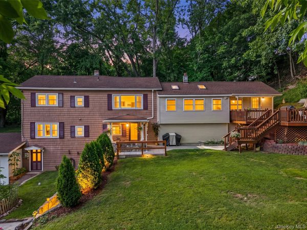 17 Dock, Milton, NY 12547
