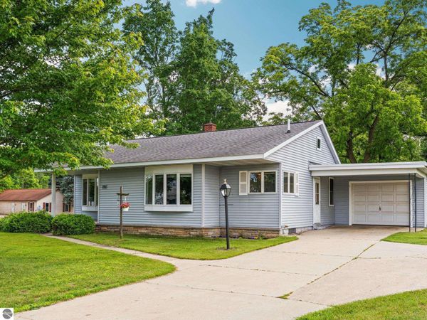 106 Brownson N, Kingsley, MI 49649