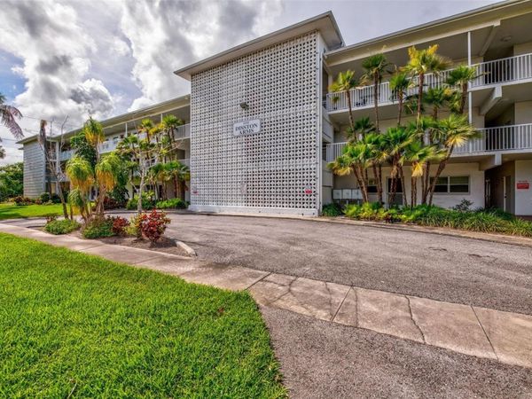 5155 9TH AVENUE N, Unit 302, ST PETERSBURG, FL 33710