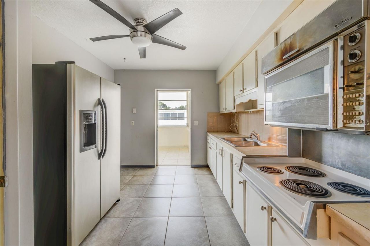 5155 9th Avenue N, Unit 302, Saint Petersburg, FL 33710 Photo