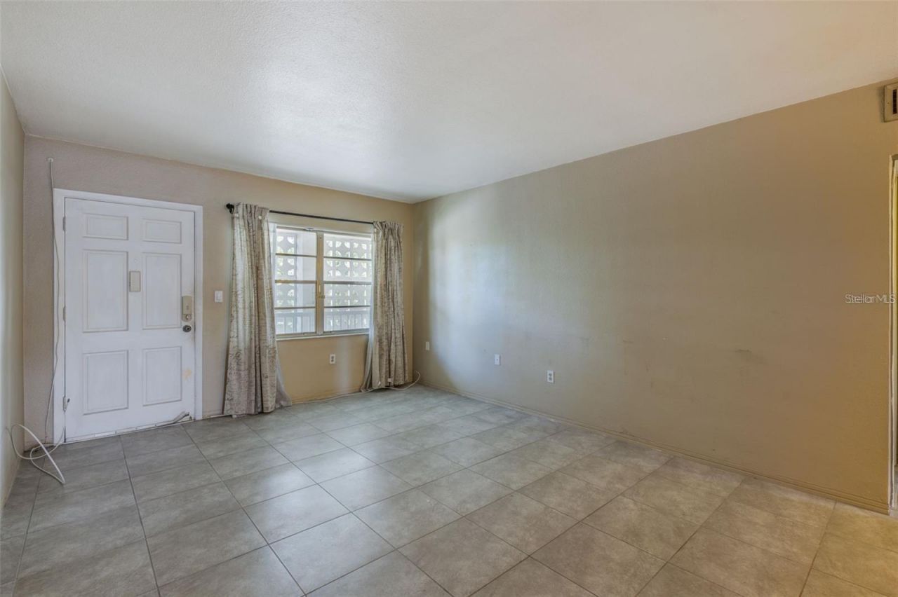 5155 9th Avenue N, Unit 302, Saint Petersburg, FL 33710 Photo