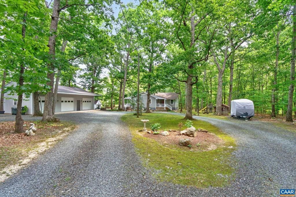 1 Wagner Pl, Palmyra, VA 22963 Main Photo