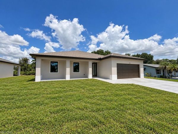 3744 Gasparilla ST, ST. JAMES CITY, FL 33956