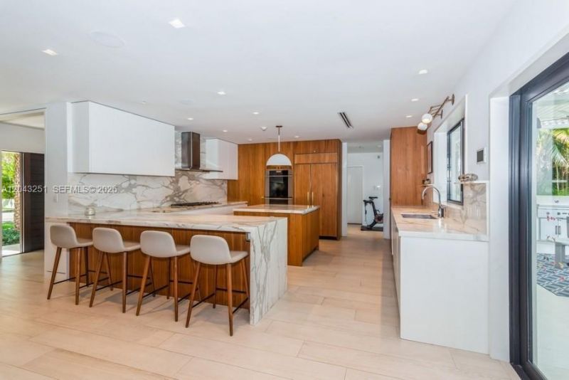 1035 Catalonia Ave , Coral Gables, FL 33134 Photo