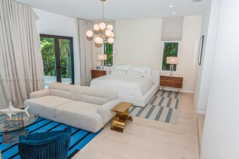 1035 Catalonia Ave , Coral Gables, FL 33134 Photo