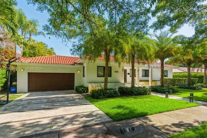1035 Catalonia Ave , Coral Gables, FL 33134 Photo