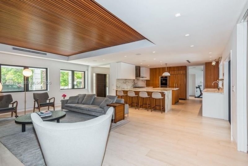 1035 Catalonia Ave , Coral Gables, FL 33134 Photo