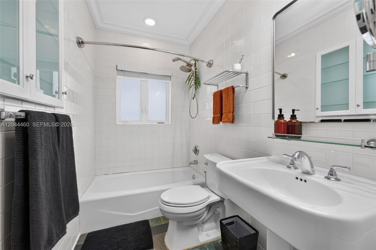1710 Segovia St , Coral Gables, FL 33134 Photo