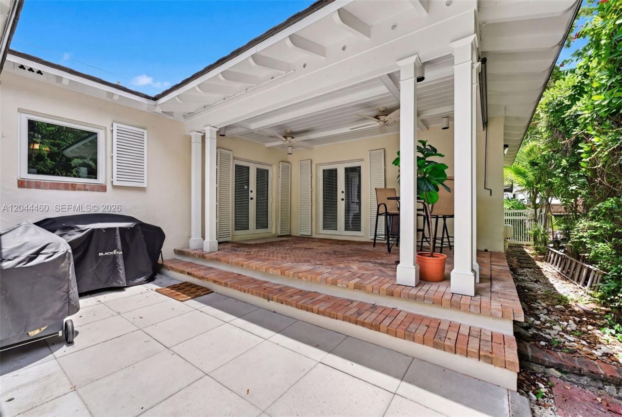 1710 Segovia St , Coral Gables, FL 33134 Photo
