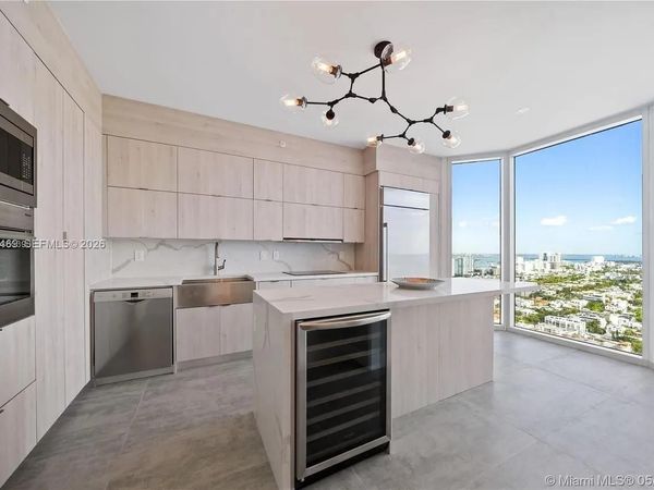 300 S Pointe Dr , Unit 3604, Miami Beach, FL 33139