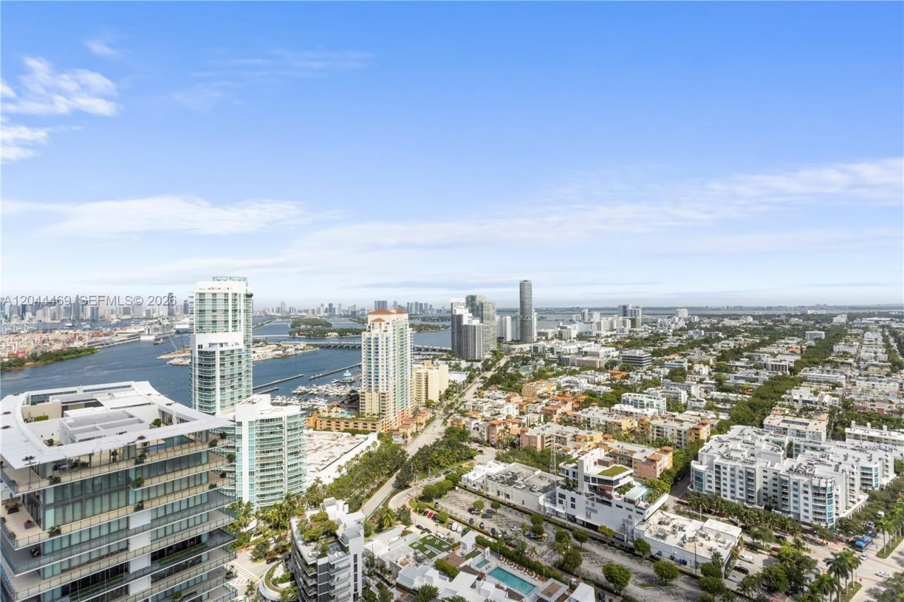 300 S Pointe Dr , Unit 3604, Miami Beach, FL 33139 Photo